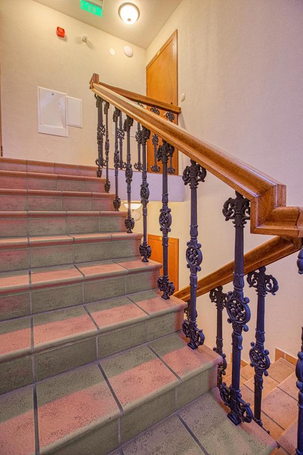 White Lily Apartment Klaipėda Dış mekan fotoğraf